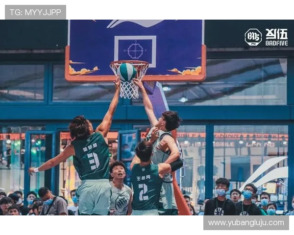 篮球场上的风云人物:从街头到职业联盟的成长与突破 篮球场上的风云人物:从街头到职业联盟的成长与突破