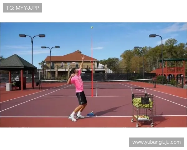 网球技巧大揭秘：如何提高发球力量和精准度