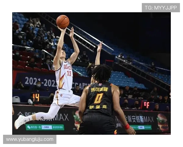 深圳马可波罗迎强敌鏖战赛场激情四射上演巅峰对决