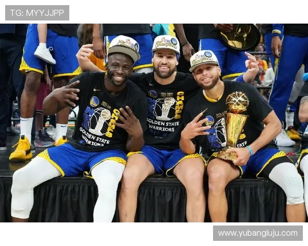 勇士与热火2017年总决赛精彩回顾与赛季分析