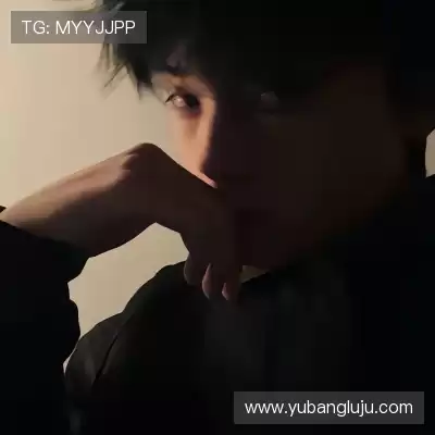 莫青